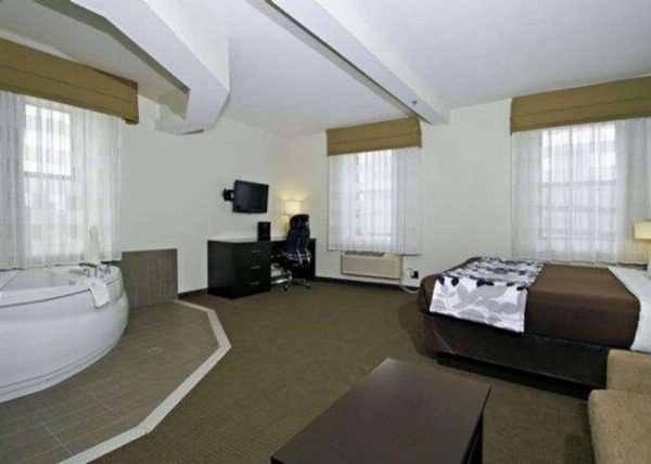 Sleep Inn & Suites Downtown Inner Harbor image 12
