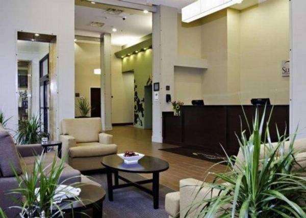 Sleep Inn & Suites Downtown Inner Harbor image 3